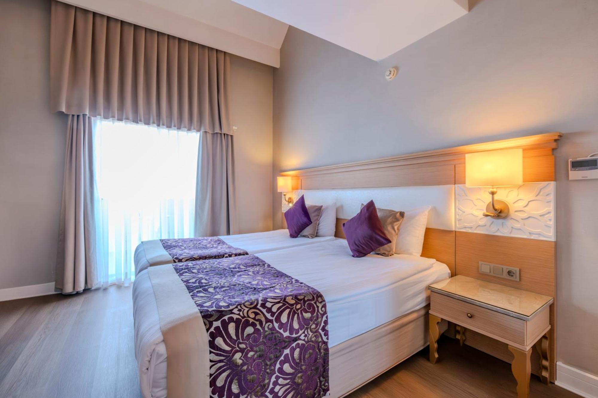 Villa Side Residence ภายนอก รูปภาพ